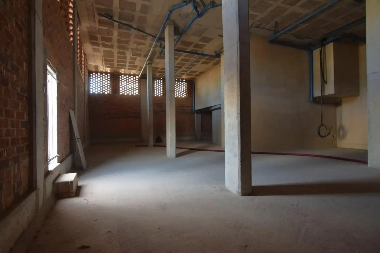Local comercial en alquiler en Badalona - Calle Eduard Maristany, imagen 2