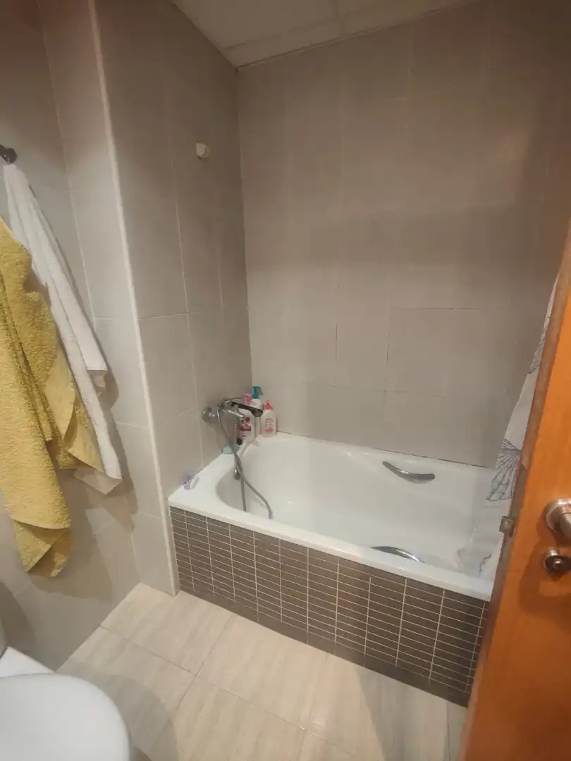 Bany de Pis en venda en Vinaròs amb Aire condicionat, Calefacció i Terrassa