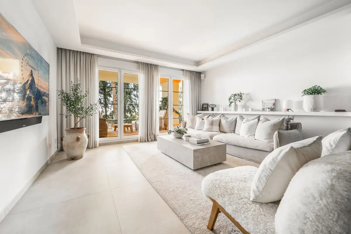 Wohnung mit Pool zum Verkauf in Nueva Andalucía, imagen 5