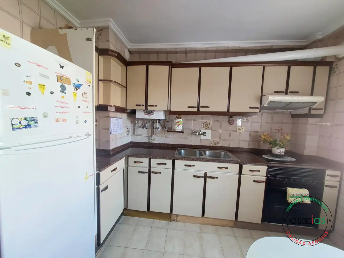 Kitchen of Flat for sale in Gijón   with Heating, Private garden and Storage room