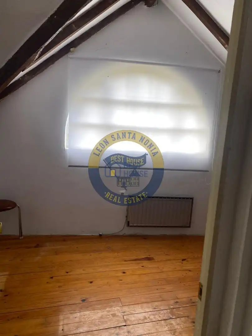 Casa o chalet en venta en Garrafe de Torío con Calefacción, Jardín privado y Parquet