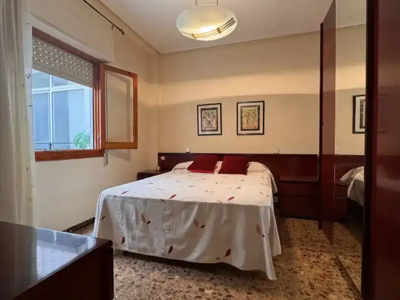 Bedroom of Flat for sale in Elche / Elx  with Air Conditioner and Balcony