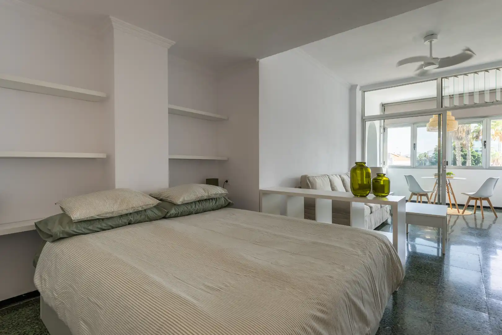 Bedroom of Study for rent in Las Palmas de Gran Canaria  with Oven, Washing machine and Balcony