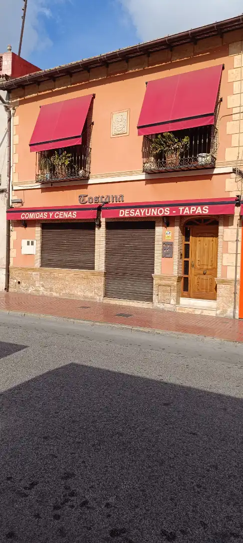 Adossat amb terrassa en venda a Calle Santa Rita