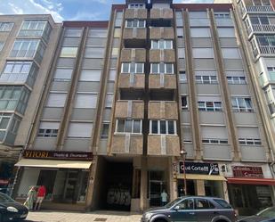 Vista exterior de Pis en venda en Burgos Capital amb Calefacció, Parquet i Terrassa