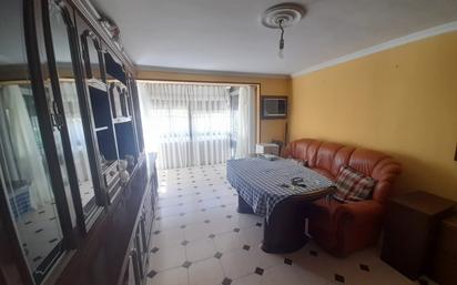 Living room of Flat for sale in  Sevilla Capital