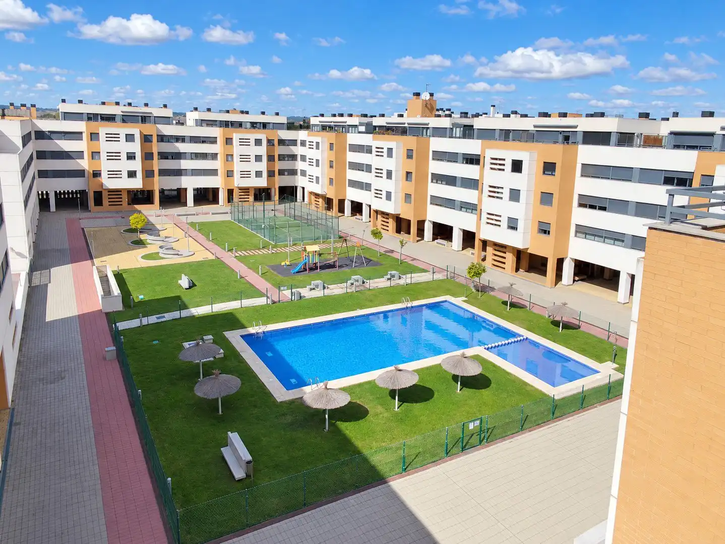 Ático con ascensor en venta en Pinar del Jalón, imagen 15