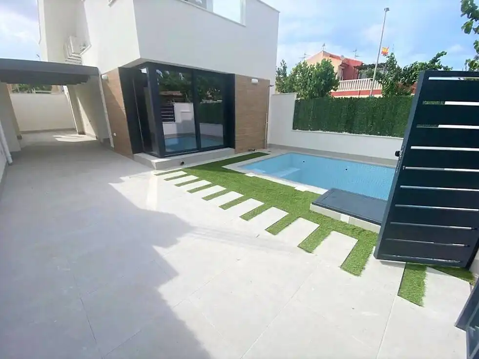 House with terrace for sale in Centro