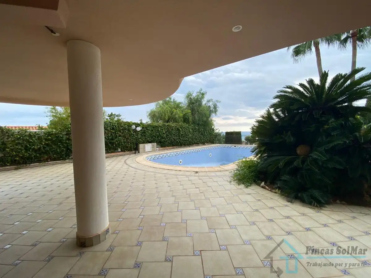 Piscina de Casa o chalet en venta en Benicasim / Benicàssim con Aire acondicionado, Calefacción y Terraza