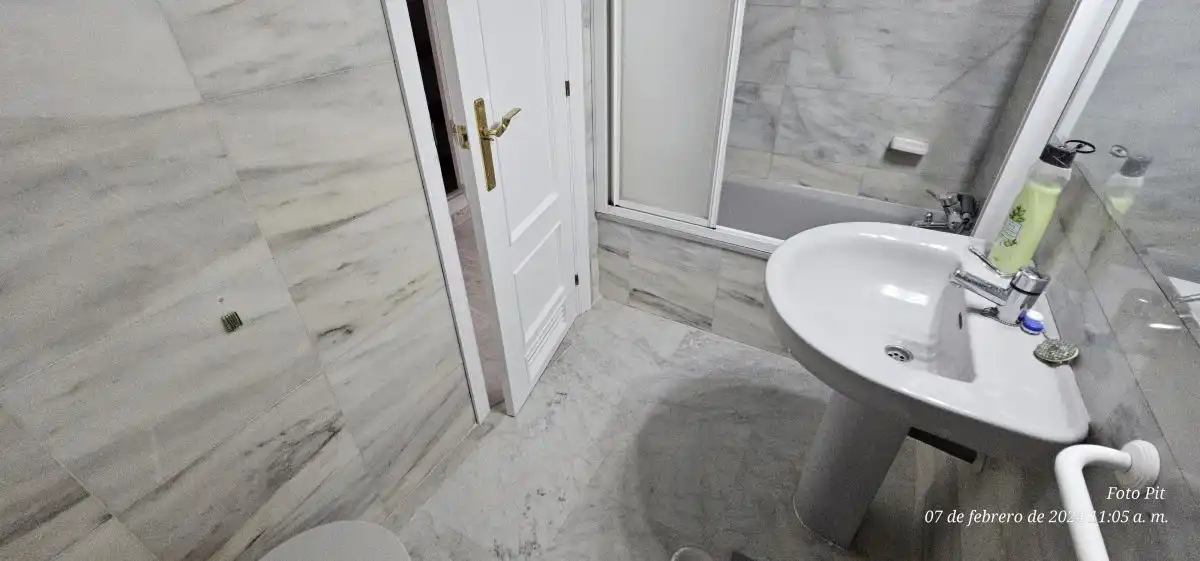 Piso de alquiler en camilo jose cela, La Buhaira