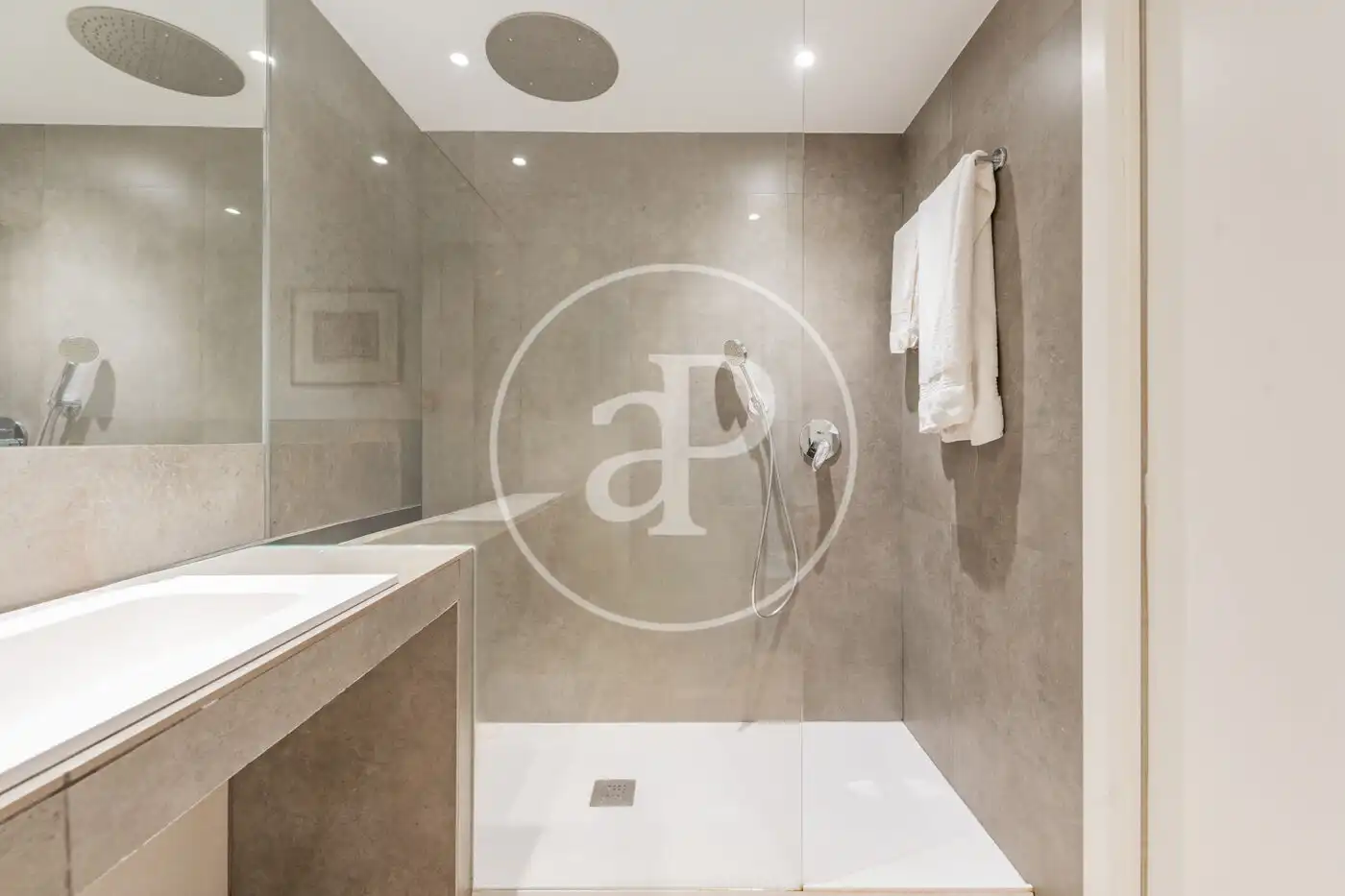 Piso con ascensor en venta en Calle de Castelló, imagen 24