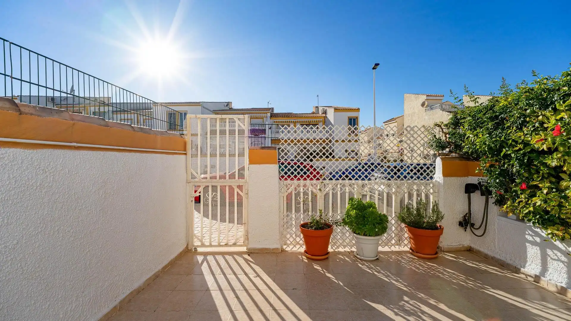 Terraza de Casa o chalet en venta en Santa Pola con Jardín privado, Terraza y Piscina comunitaria