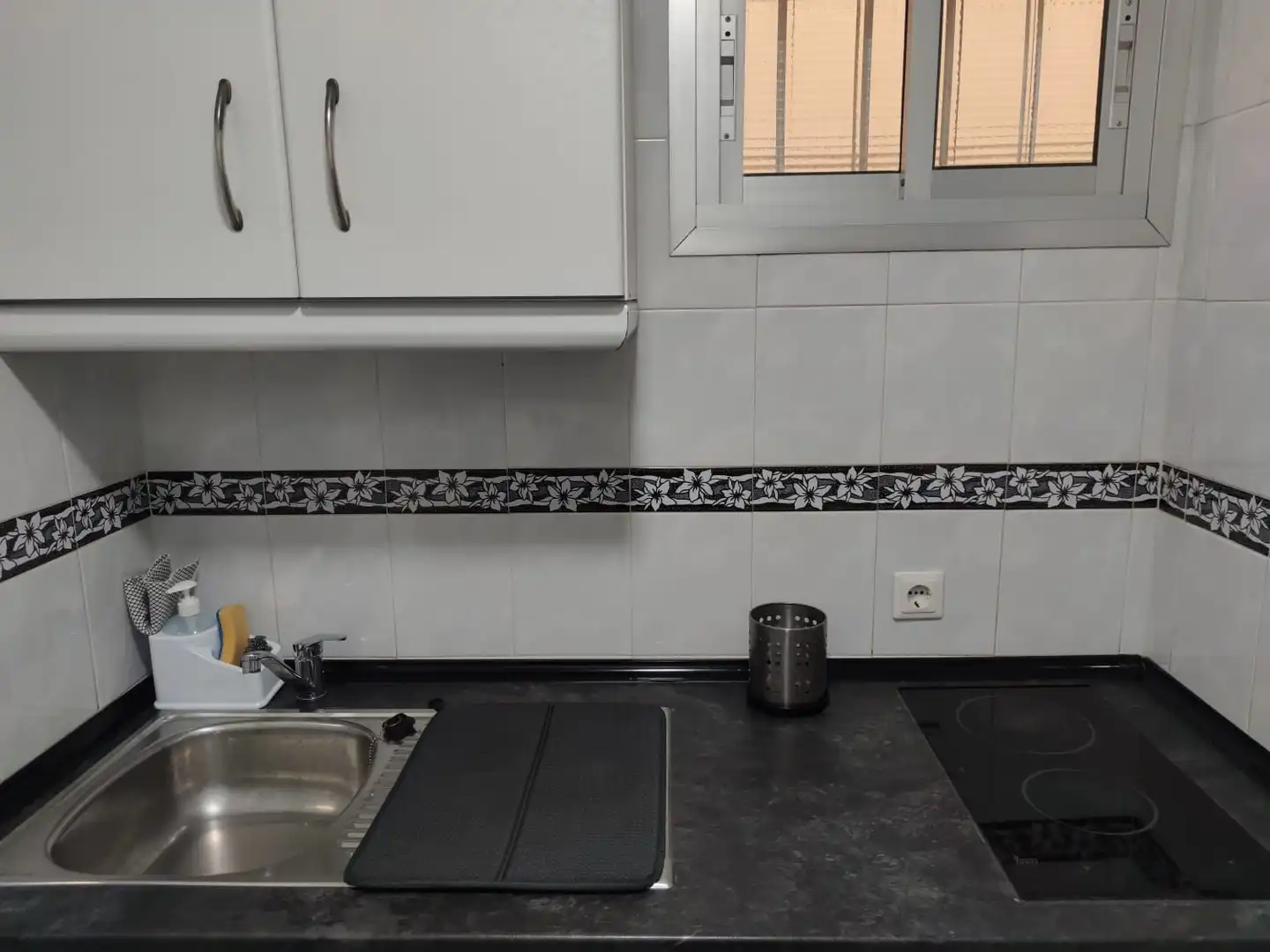Mini appartamento con piscina in vendita a Avenida GAMONAL, imagen 11