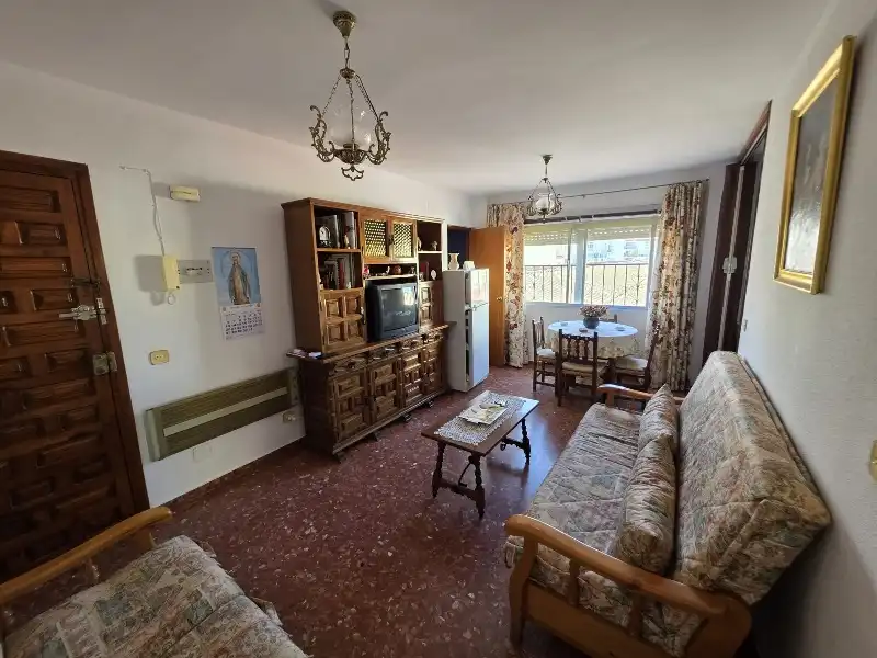 Sala d'estar de Apartament en venda en Nerja amb Calefacció, Terrassa i Traster