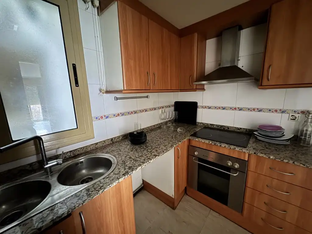 Wohnung mit Aufzug zum Verkauf in Calle Bisbe Valls, imagen 2