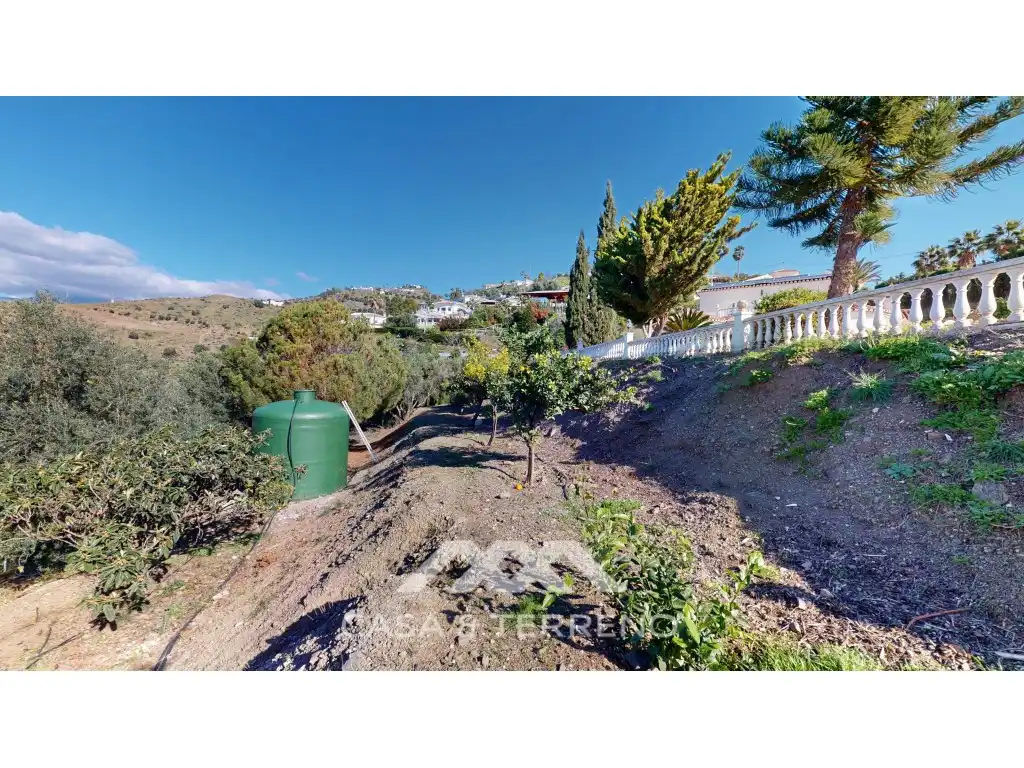 Jardín de Casa o chalet en venta en Algarrobo con Aire acondicionado, Jardín privado y Terraza