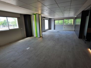 Appartement avec balcon à vendre à Calle Infanta Cristina