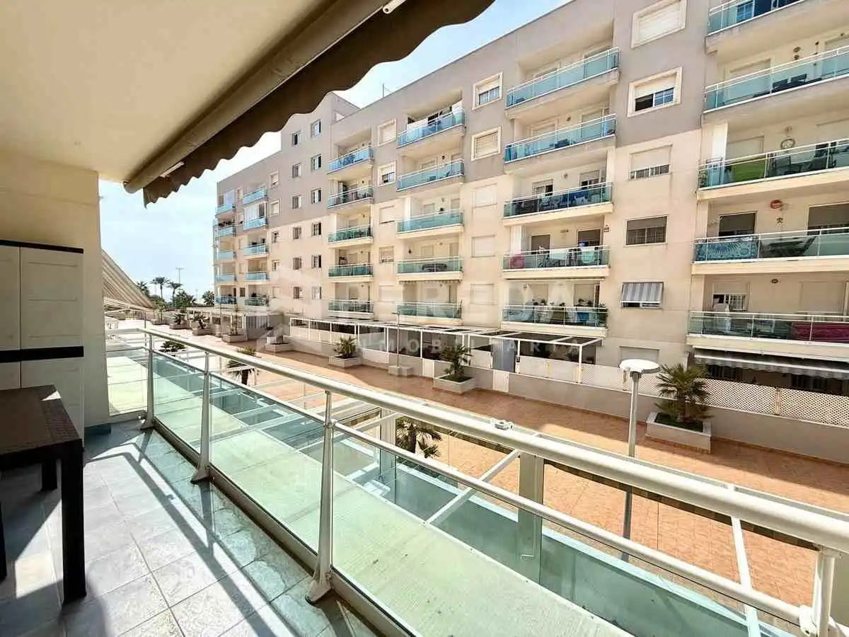 Terrasse von Wohnungen zum Verkauf in Roquetas de Mar mit Terrasse, Möbliert und Gemeinschaftspool