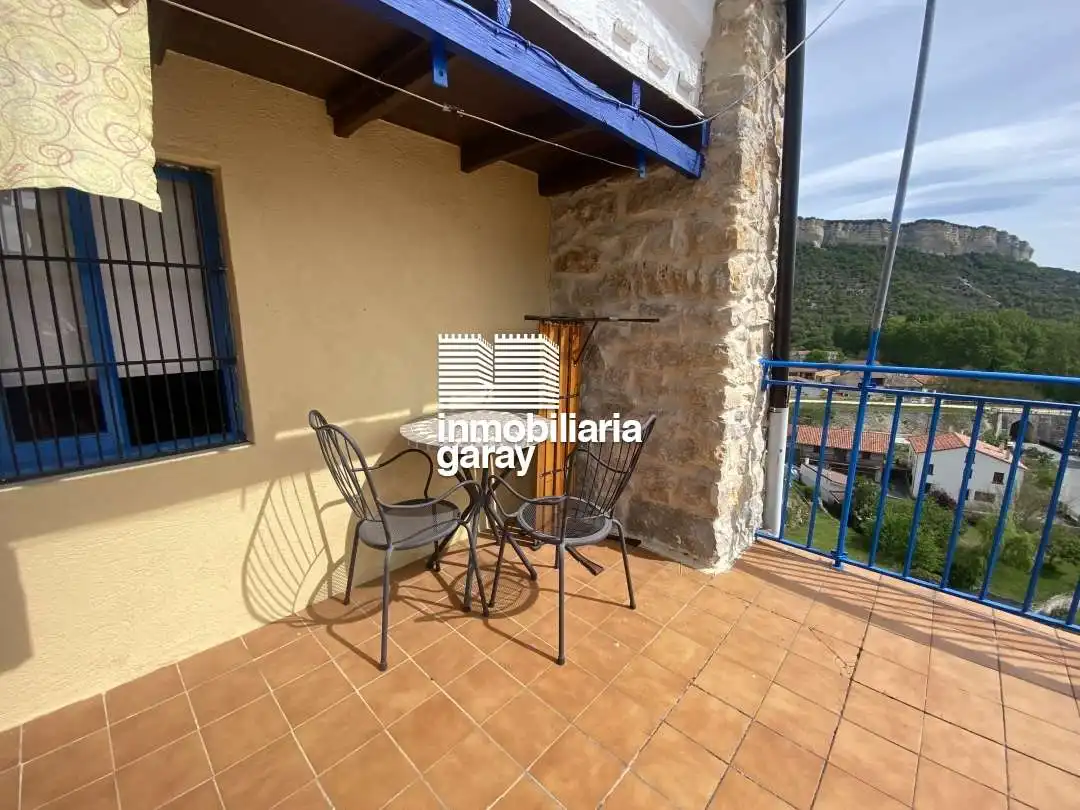 Terraza de Casa o chalet en venta en Valle de Valdebezana con Calefacción y Amueblado