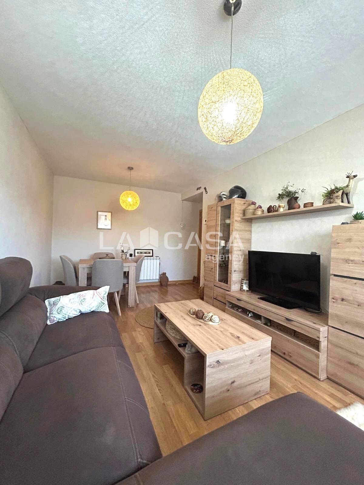 Flat for sale in Calle del Planeta, Pilaríca - Los Santos, Valladolid Capital