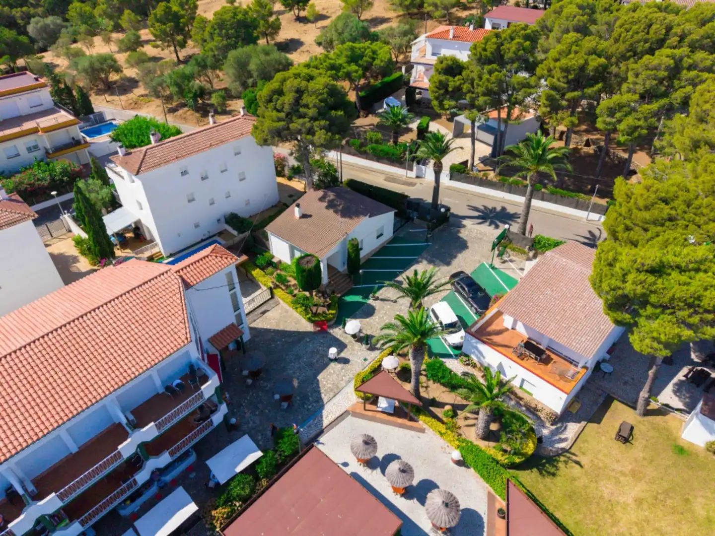 Vista exterior de Edifici en venda en Llançà