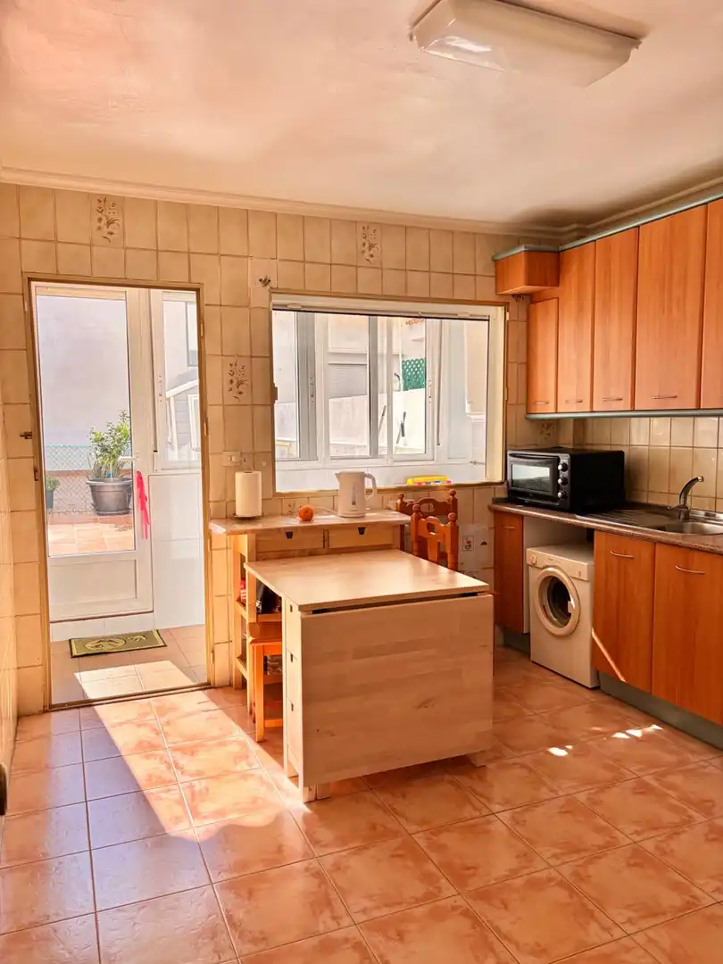 Küche von Wohnung zum Verkauf in San Pedro del Pinatar mit Klimaanlage, Terrasse und Möbliert