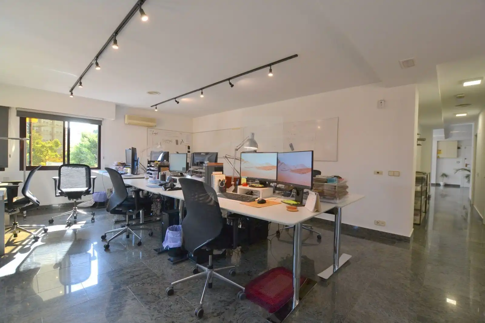 Büro zum Verkauf in Valencia mit Klimaanlage, Terrasse und Abstellraum