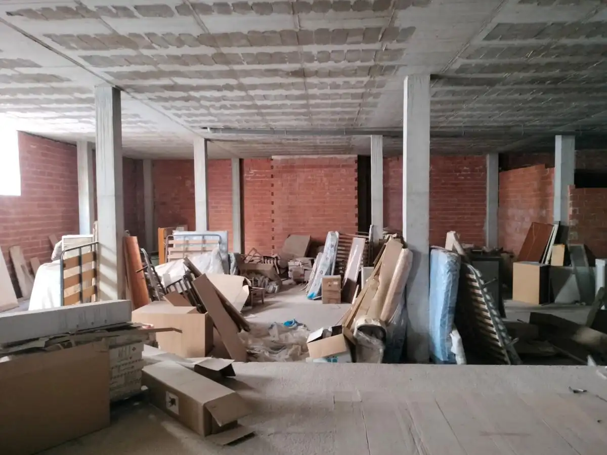 Local comercial en venda a Circunvalación