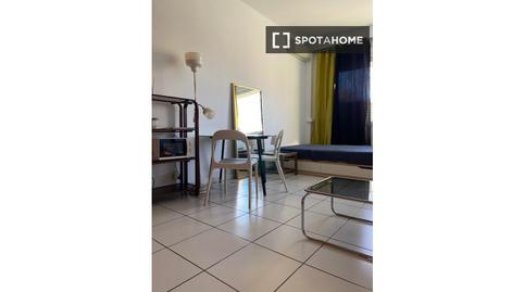 Foto 3 de Estudio para compartir en El Viso,  Madrid Capital