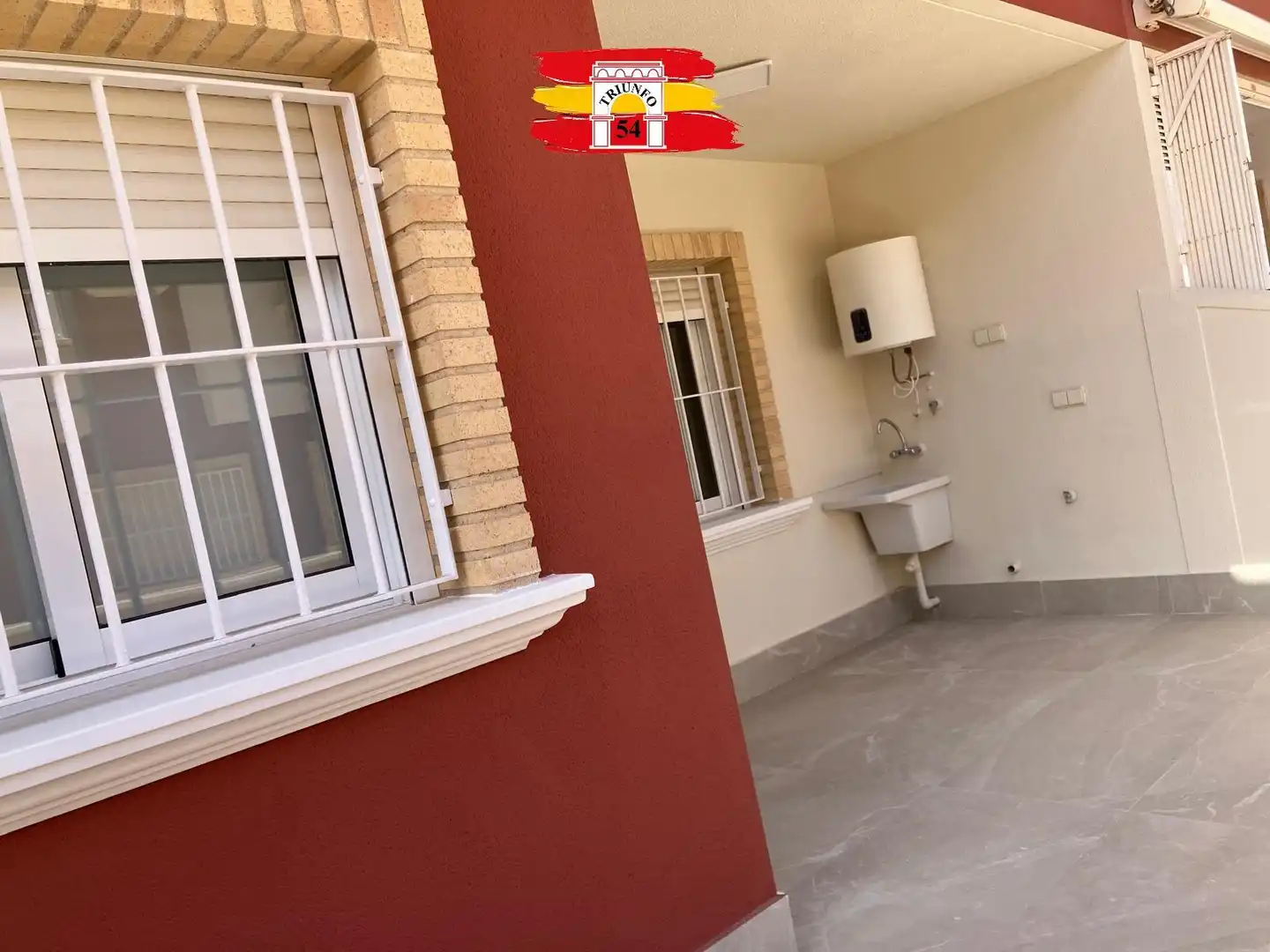 Vista exterior de Casa o chalet en venta en Pilar de la Horadada con Terraza, Amueblado y Piscina comunitaria
