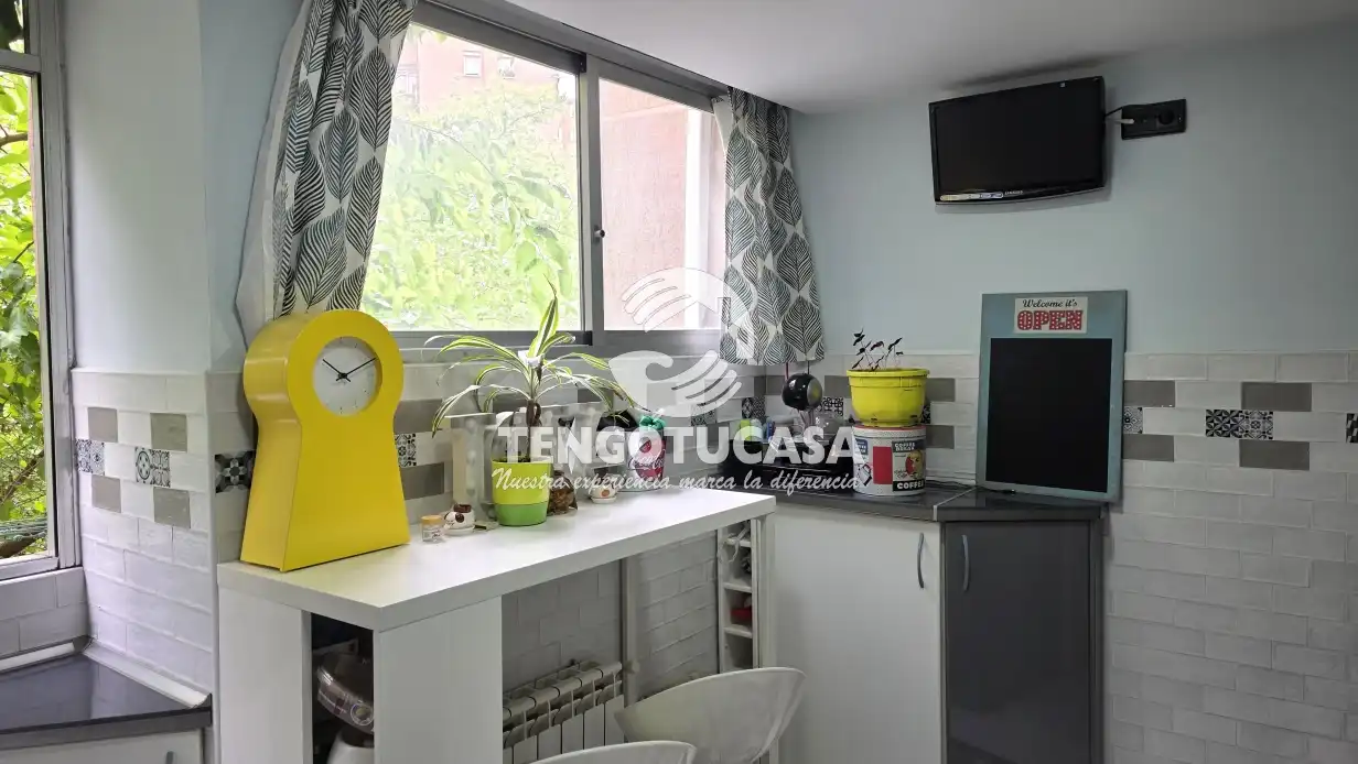 Cocina de Piso en venta en Madrid con Amueblado