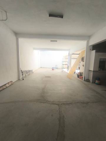 Nave industrial en Alquiler en Calle Lara Castañeda en Los Almendros - El Limonero - El Tomillar