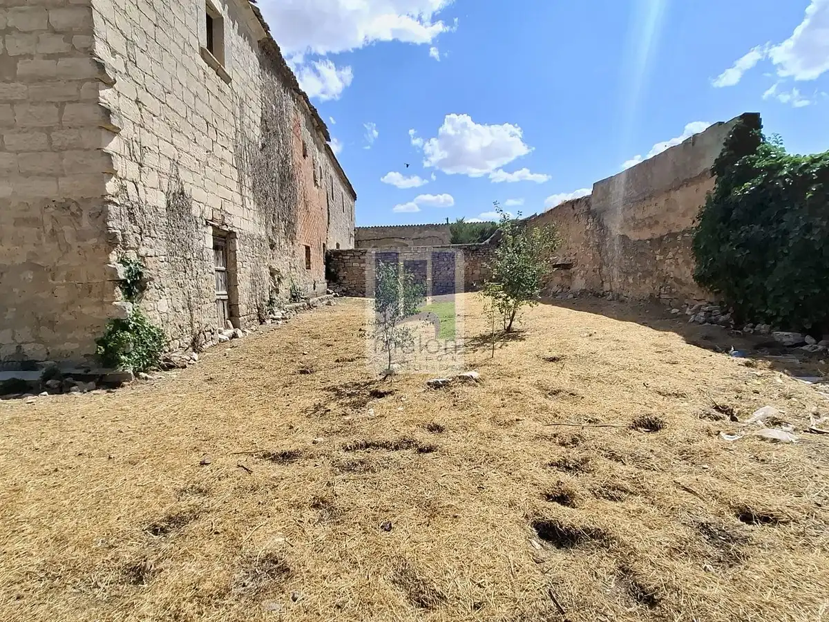 Casa o xalet en venda en Villaverde-Mogina