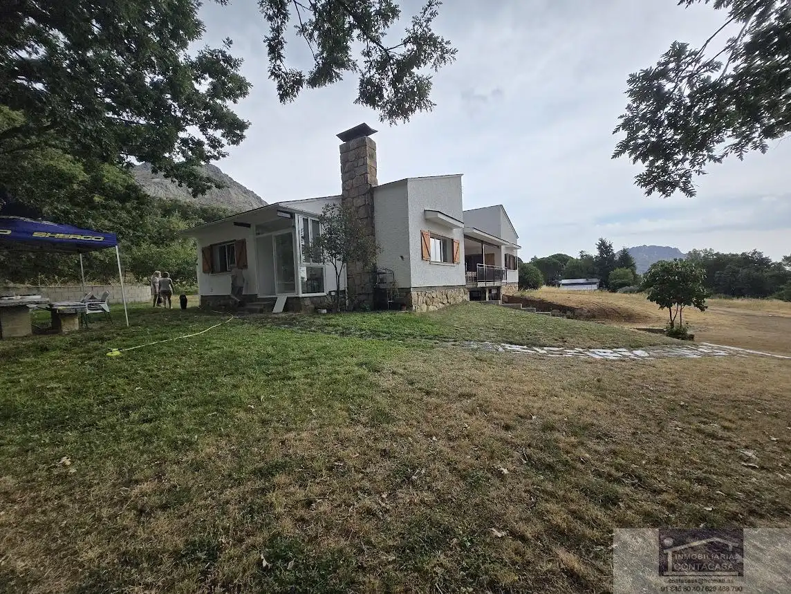 Vista exterior de Finca rústica en venta en Bustarviejo con Calefacción y Terraza