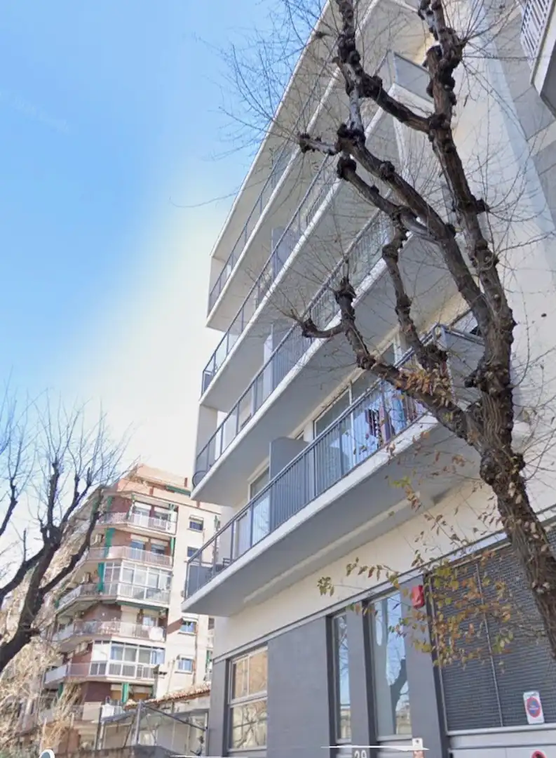 Außenansicht von Dachboden zum Verkauf in Badalona mit Klimaanlage, Heizung und Terrasse