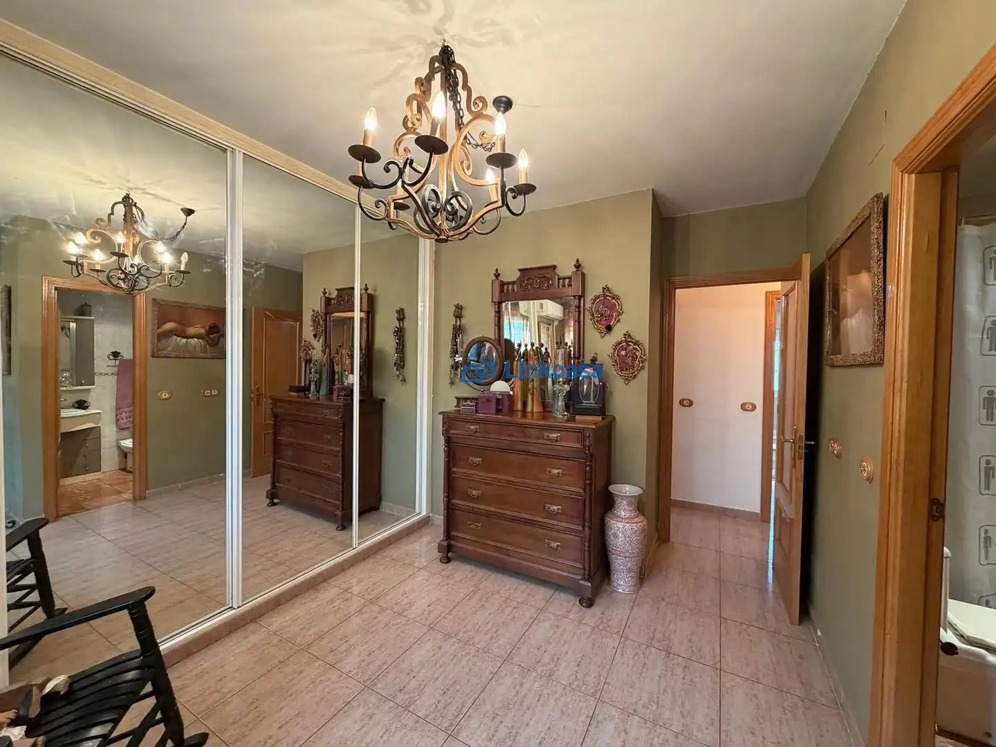 Casa adosada en venta en Velilla de San Antonio con Aire acondicionado, Calefacción y Jardín privado