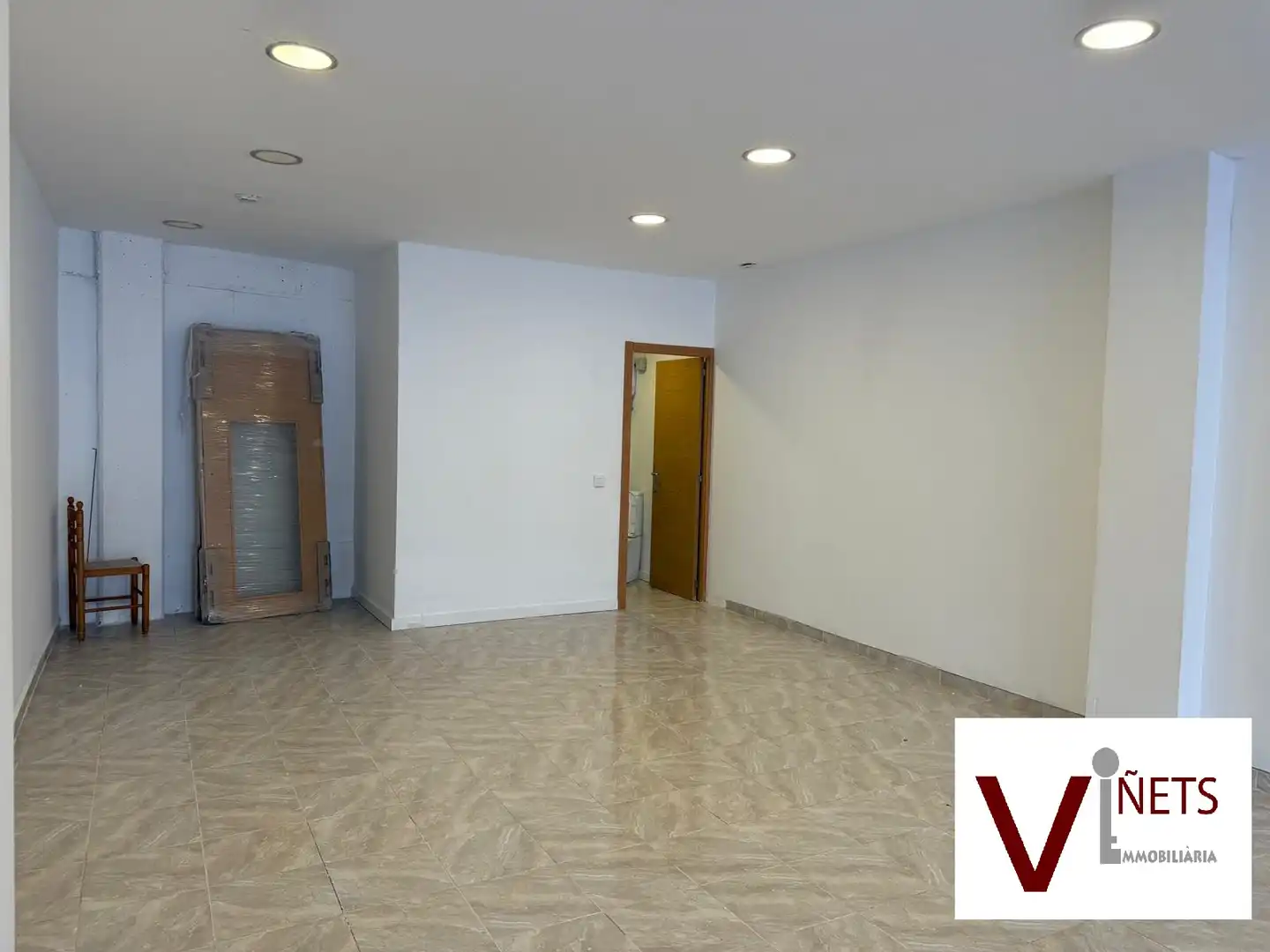Local comercial en alquiler en Carrer Calàbria, imagen 12