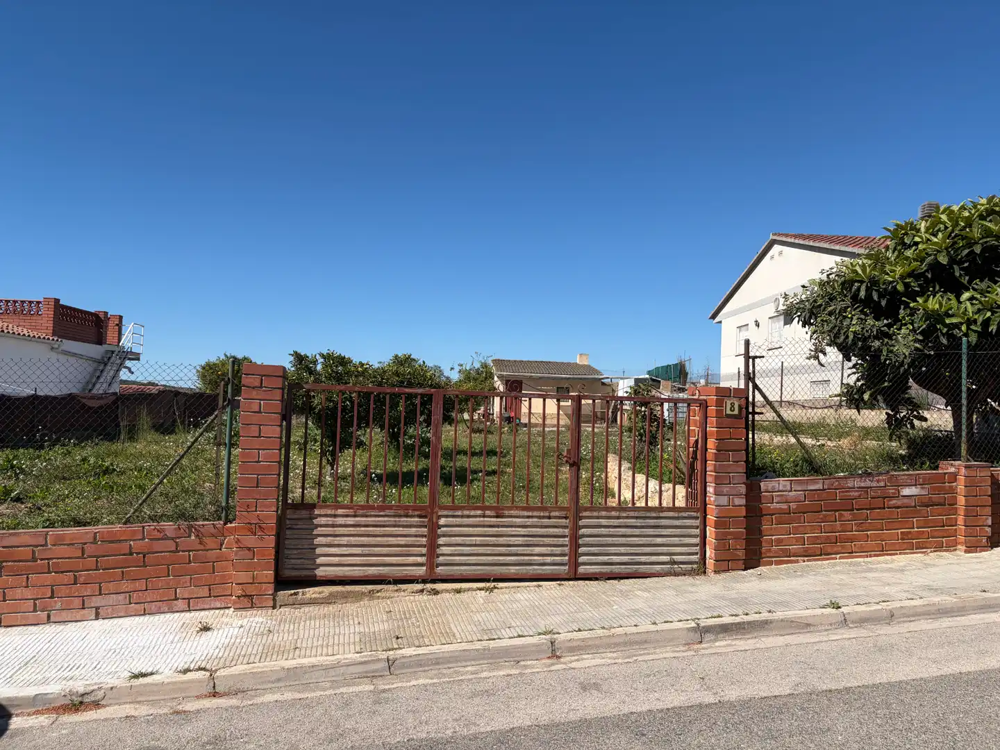 Terreno residencial en venta en Carrer de les Oliveres, imagen 2