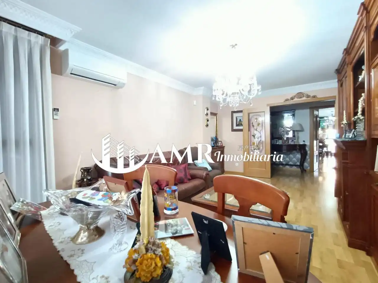 Sala de estar de Piso en venta en Parla con Calefacción, Trastero y Amueblado