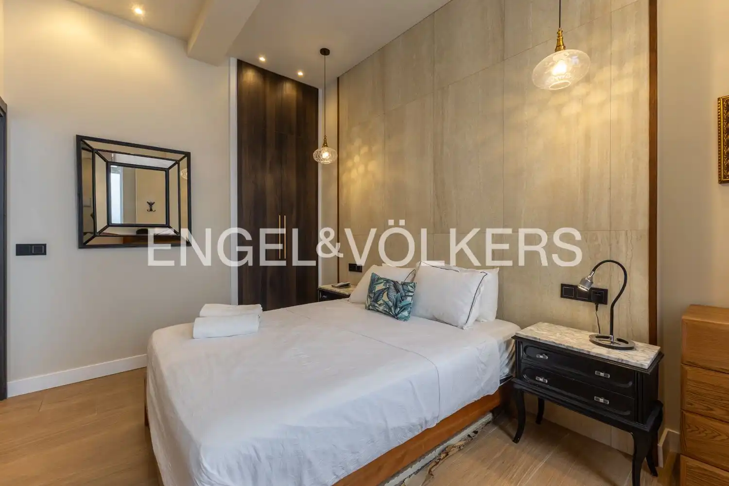 Bedroom of Flat for rent in Camins al Grau