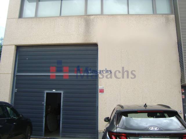 Nave industrial en Venta en Alfajarín