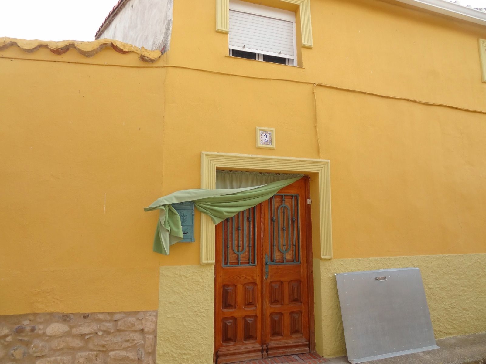 Vista exterior de Casa o xalet en venda en Casasola de Arión amb Traster i Moblat