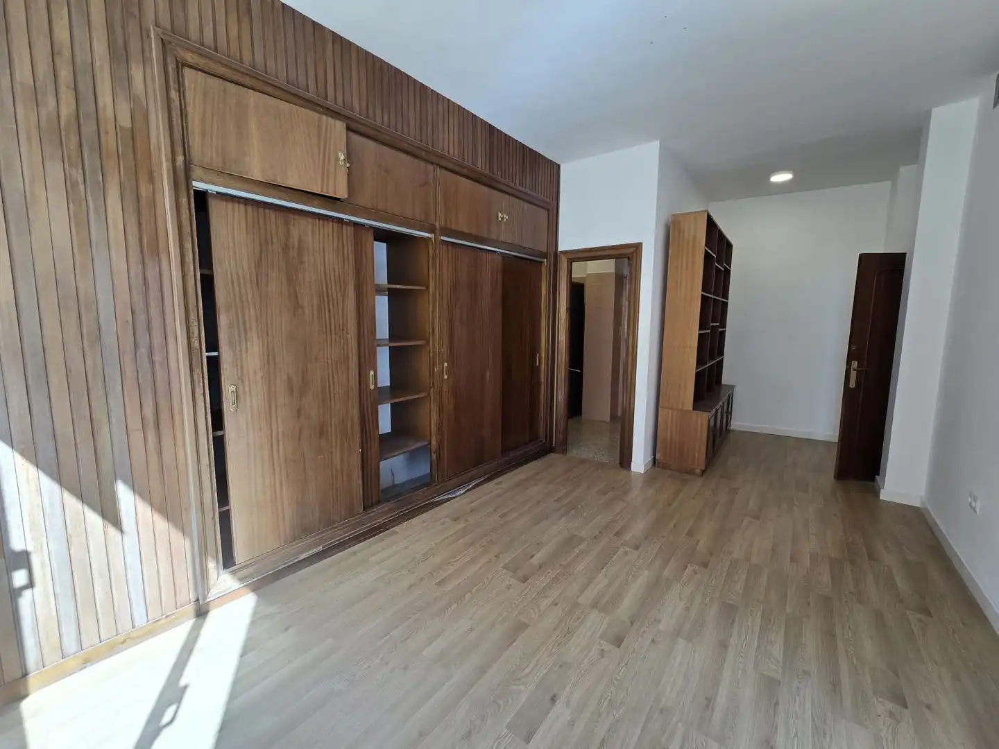 Office for sale in Málaga  with Air Conditioner