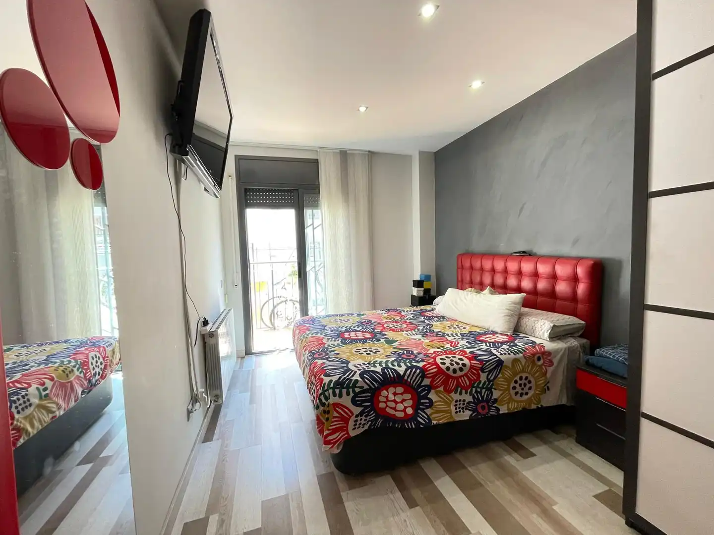 Schlafzimmer von Wohnung zum Verkauf in Badalona mit Klimaanlage, Heizung und Terrasse
