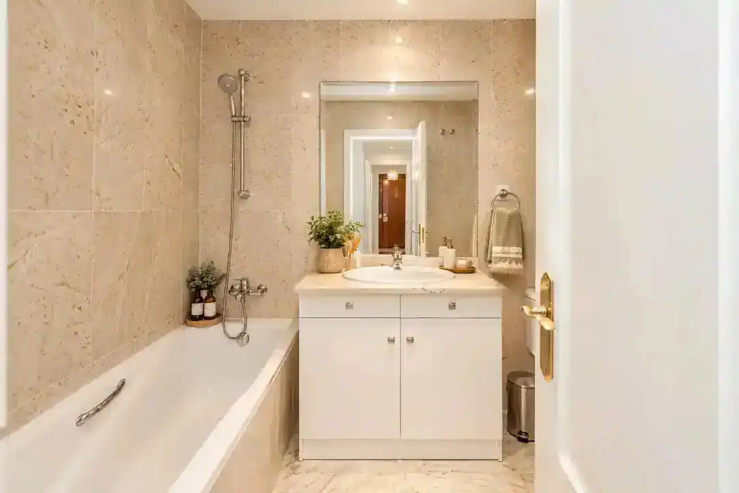 Apartment with pool for sale in Calle Las Azaleas, imagen 16