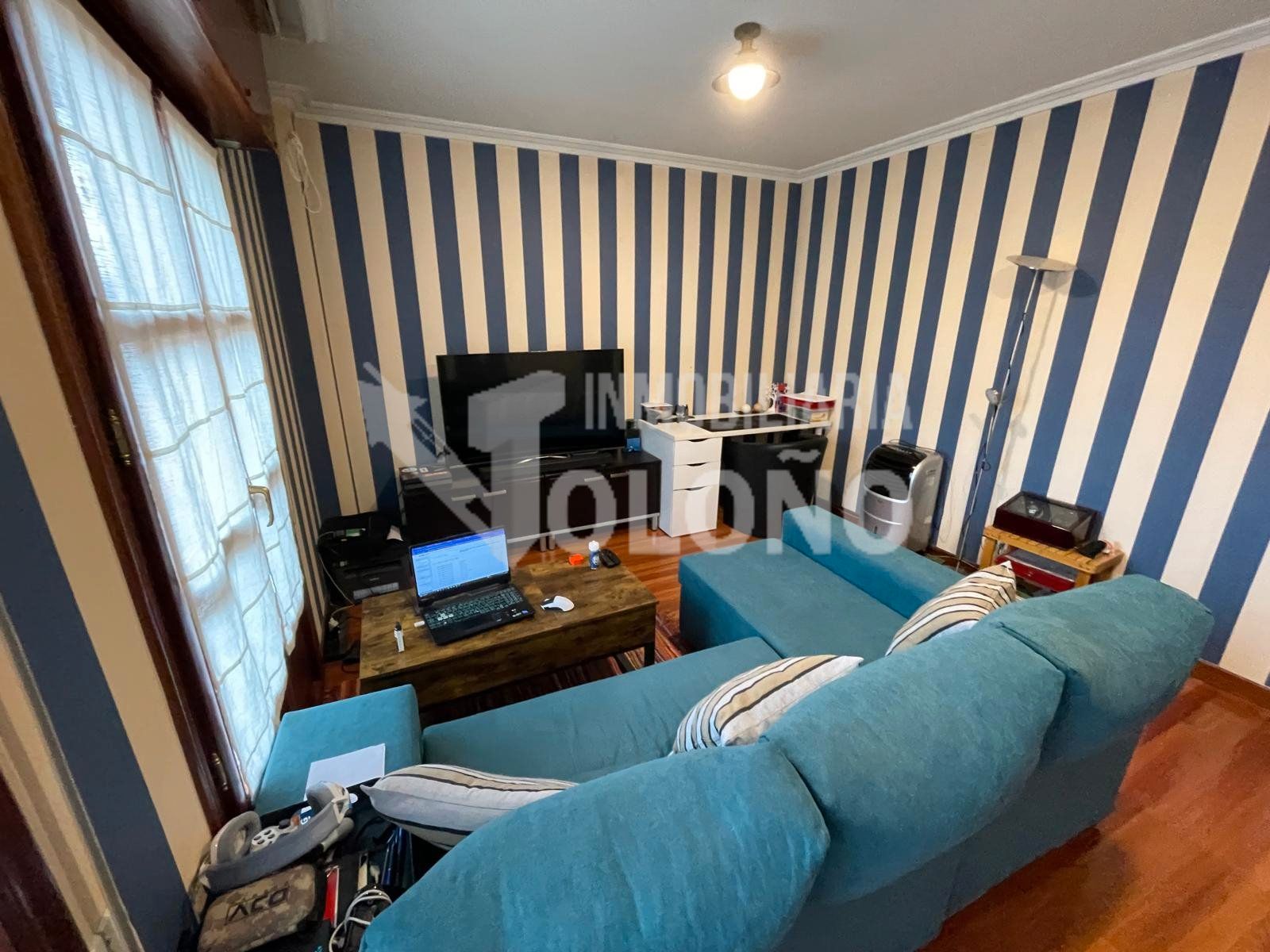Sala d'estar de Apartament en venda en Briones amb Calefacció, Parquet i Traster