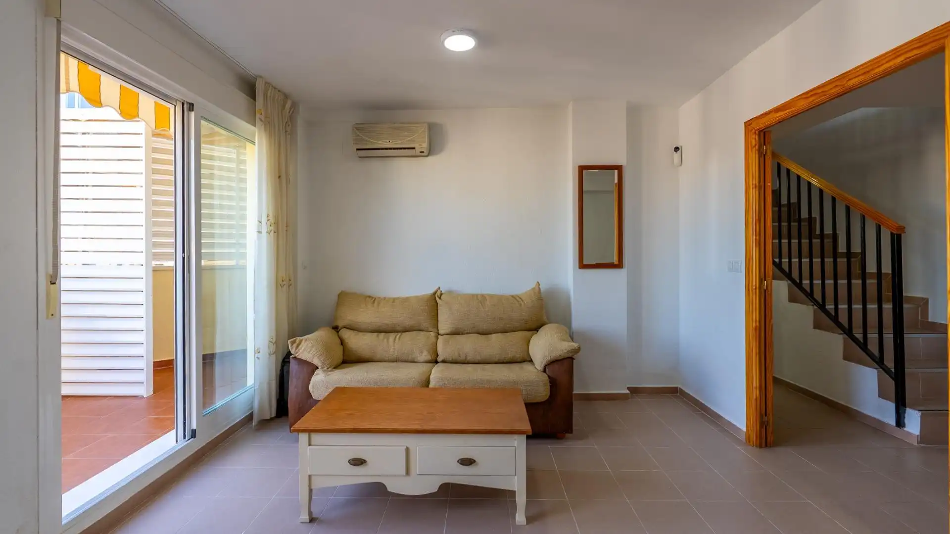 Living room of Attic for rent in Villajoyosa / La Vila Joiosa  with Air Conditioner, Heating and Private garden