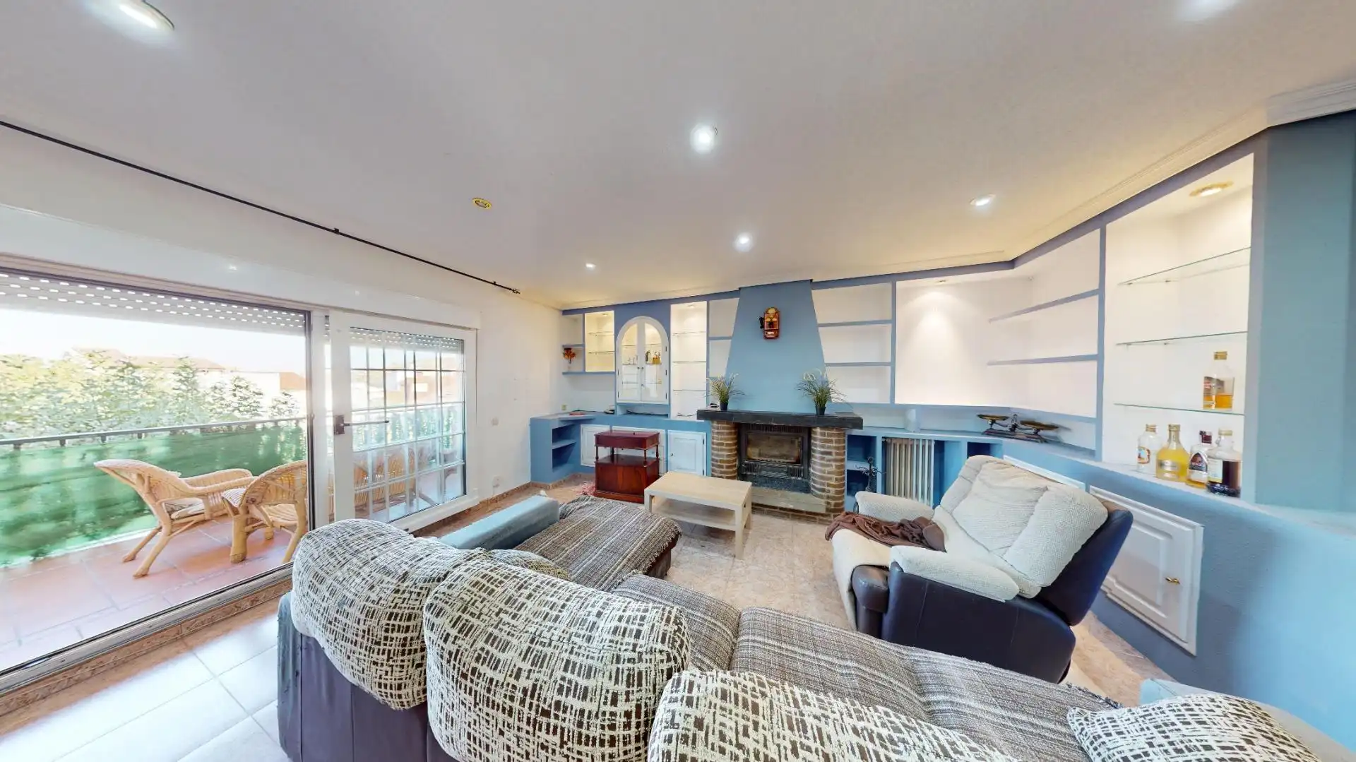 Sala de estar de Casa adosada en venta en El Molar (Madrid) con Calefacción, Jardín privado y Terraza