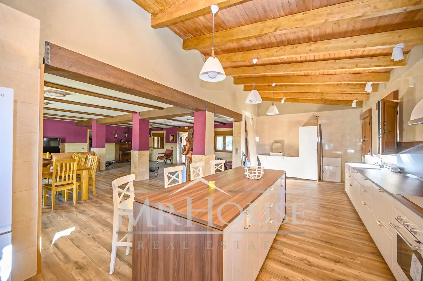Cocina de Finca rústica en venta en Perales de Tajuña con Aire acondicionado, Calefacción y Jardín privado