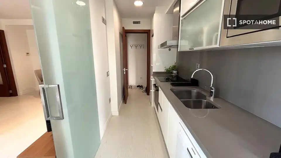 Küche von Wohnung zur Miete in Sitges mit Klimaanlage, Heizung und Möbliert